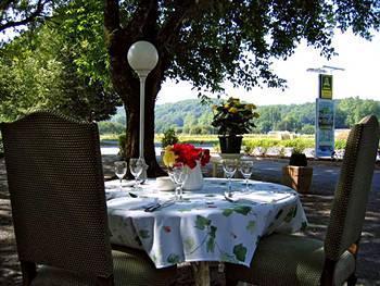 Hotel L'auberge 3*